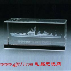 水晶內雕艦艇模型